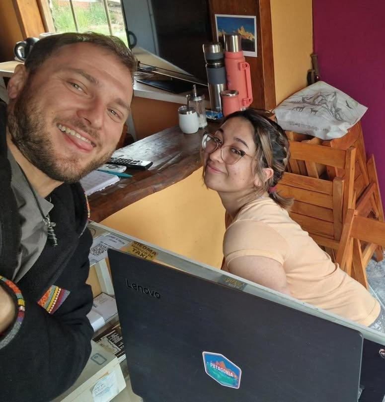 Hostel Las Cuatro Estaciones Ел Чалтен Екстериор снимка